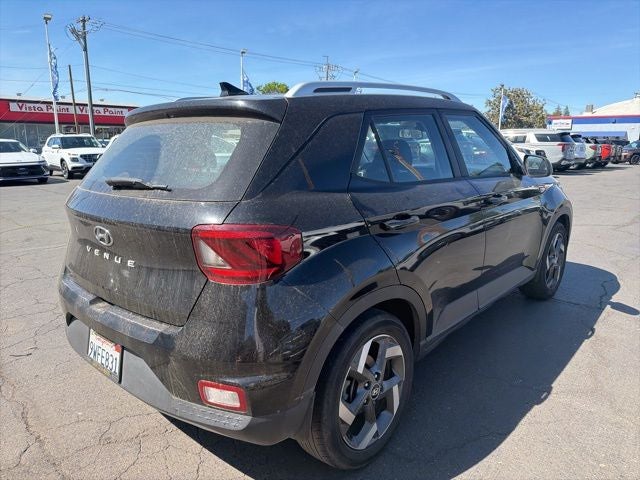 2021 Hyundai Venue SEL