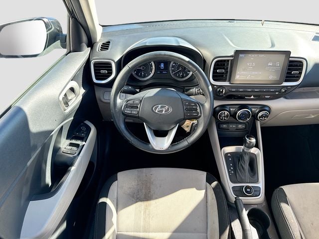 2022 Hyundai Venue SEL