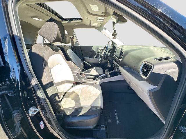 2022 Hyundai Venue SEL