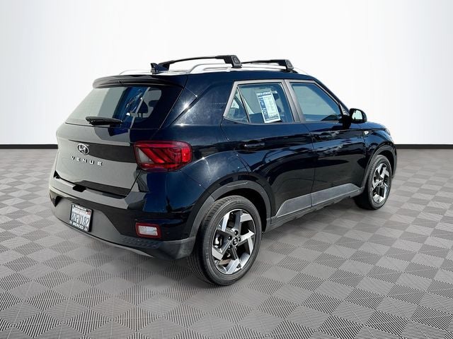 2022 Hyundai Venue SEL