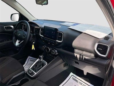 2022 Hyundai Venue SEL