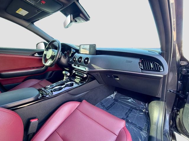 2023 Kia Stinger GT-Line