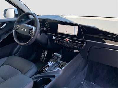 2024 Kia Niro EX Touring