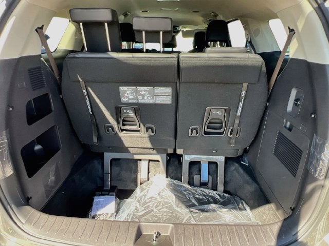 2027 Kia Carnival Hybrid LXS