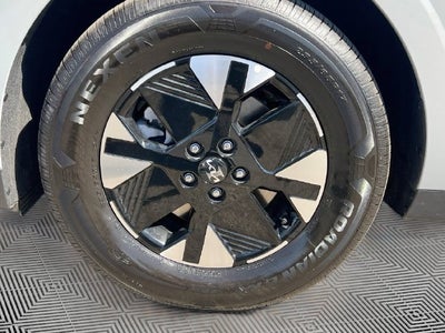 2027 Kia Carnival Hybrid LXS