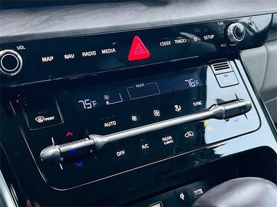 2024 Kia Carnival EX