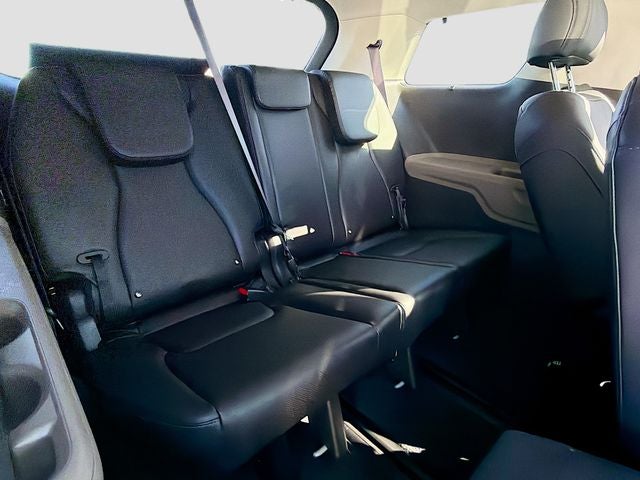 2025 Kia Carnival Hybrid EX
