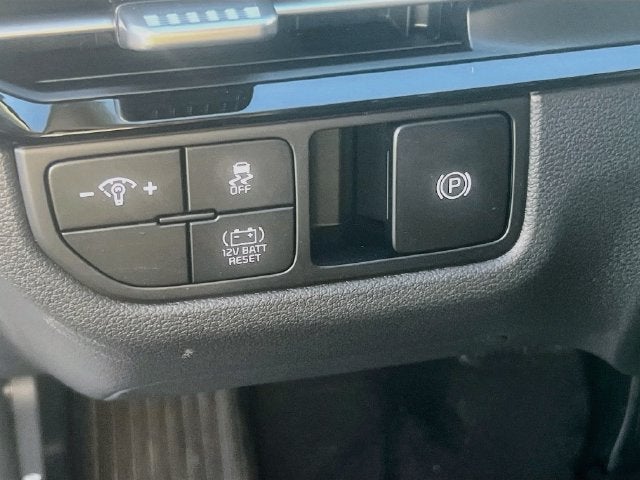 2027 Kia Sportage Hybrid LX