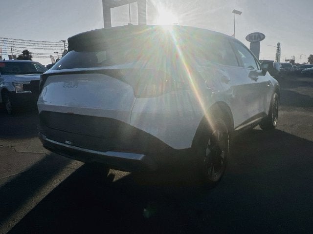 2027 Kia Sportage Hybrid LX