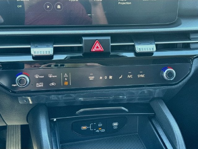 2027 Kia Sportage Hybrid LX