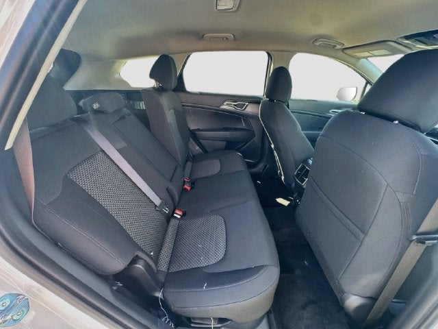 2027 Kia Sportage Hybrid LX