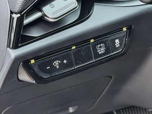2027 Kia Sportage Hybrid LX