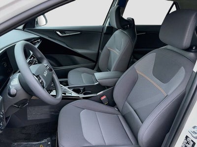 2027 Kia Sportage Hybrid LX