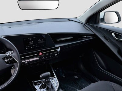 2027 Kia Sportage Hybrid LX