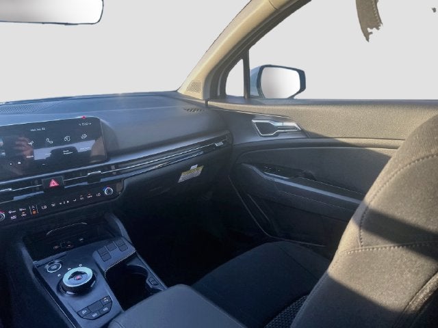 2027 Kia Sportage Hybrid LX