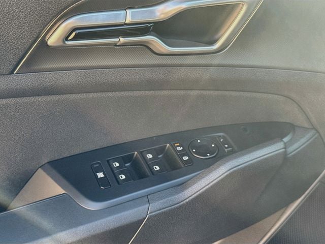 2027 Kia Sportage Hybrid LX