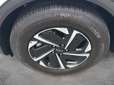 2025 Kia Sportage Hybrid LX